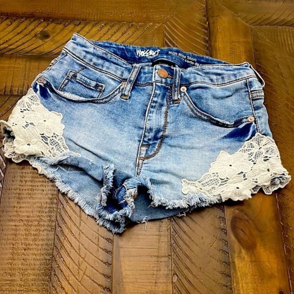 Mossimo Denim & Lace Shorts‎ size 00 Size 24 -High Rise Y2K